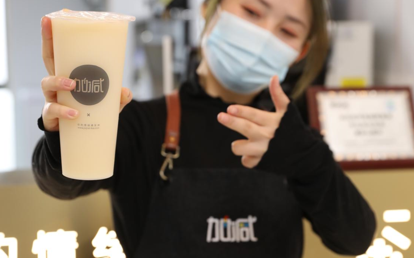 龙8头号玩家奶茶：茶饮行业急速扩张下会存在哪些隐患